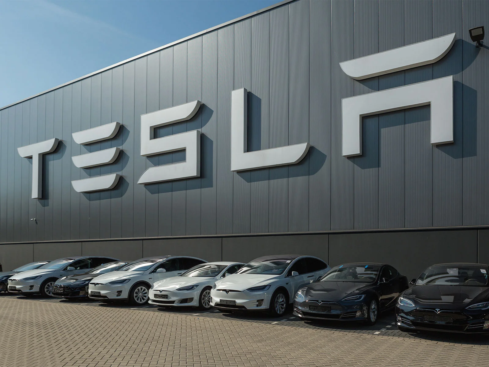 Musk presiona a China: Tesla anuncia nuevos precios para México