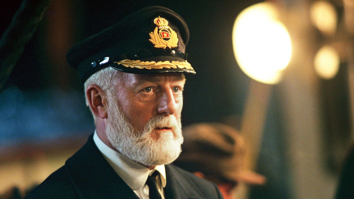 Muere Bernard Hill actor de 'Titanic' a los 79 años